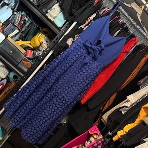 Chic Royal Blue Lace Midi Dress